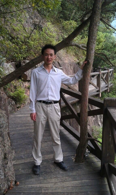 爱尚鞋的第一张照片--遂宁闪婚服务中心