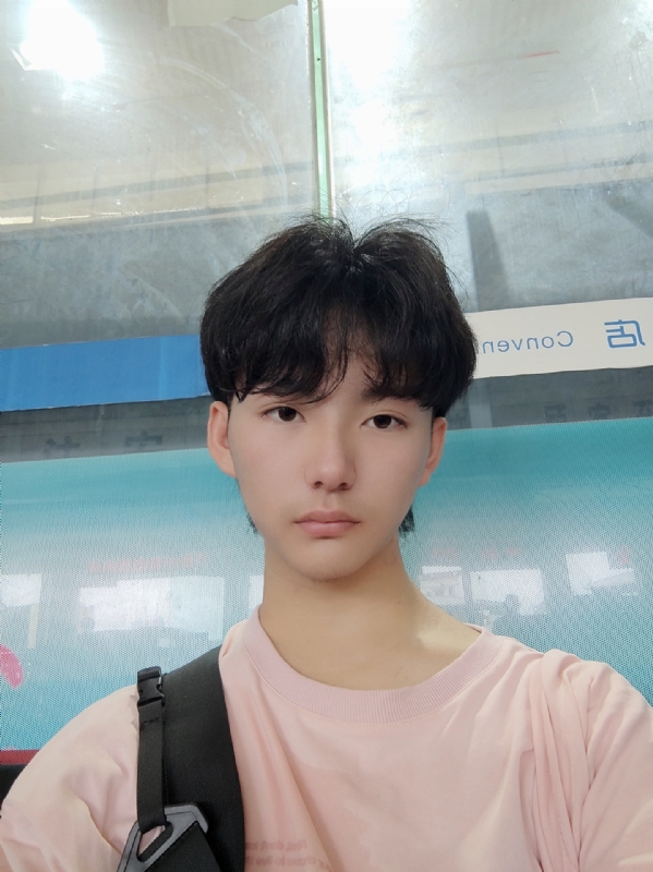钱嘉豪的第二张照片--遂宁闪婚服务中心